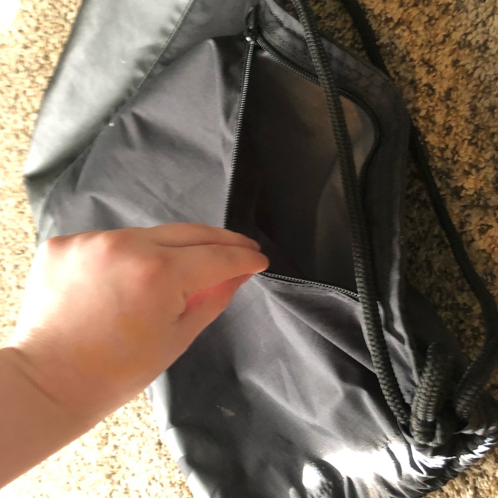 Nike drawstring bag - Picture 3 of 4